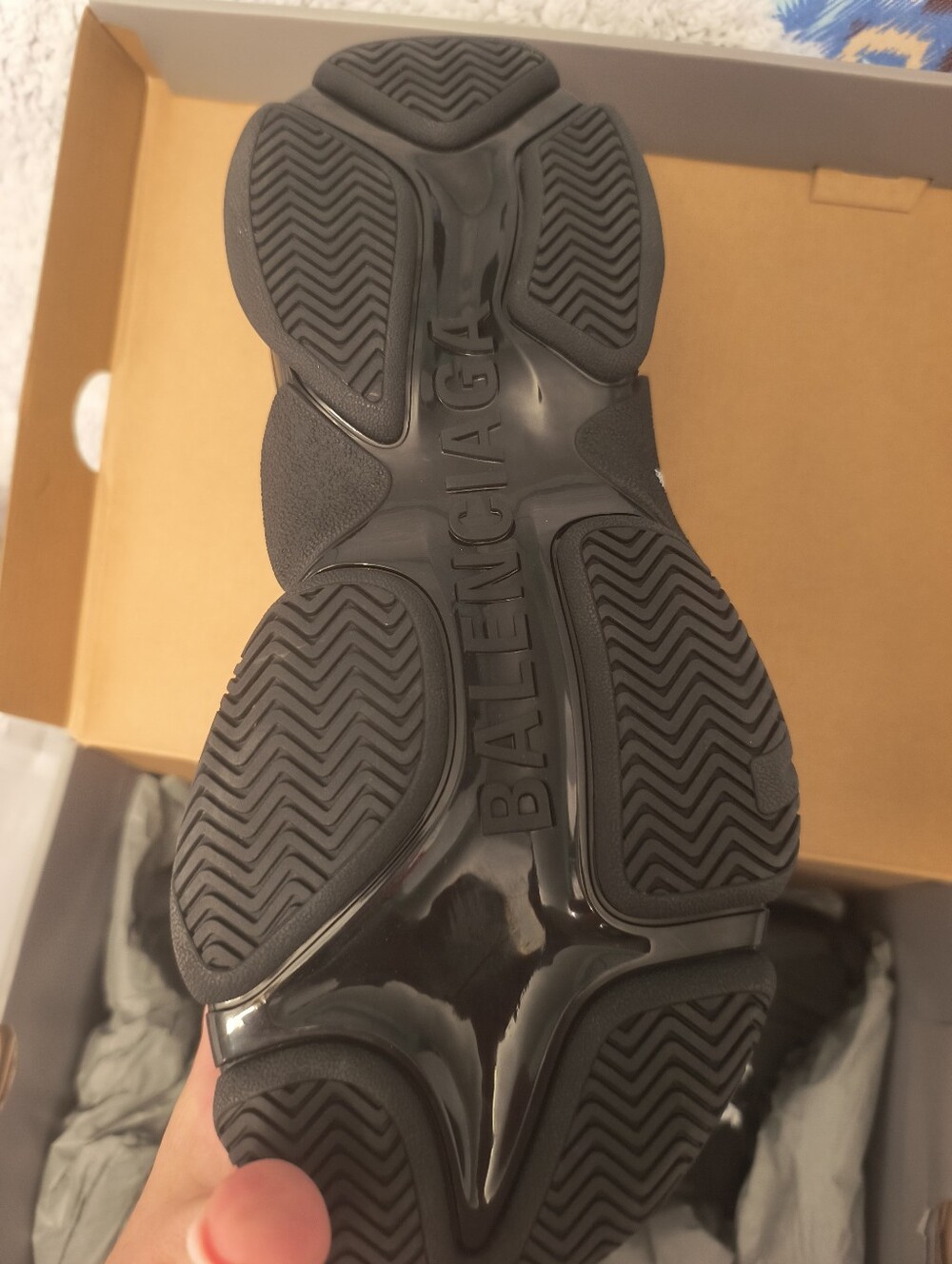 Balenciaga Triple S Black Sneakers Men Us 9 (42) - Picture 9 of 10